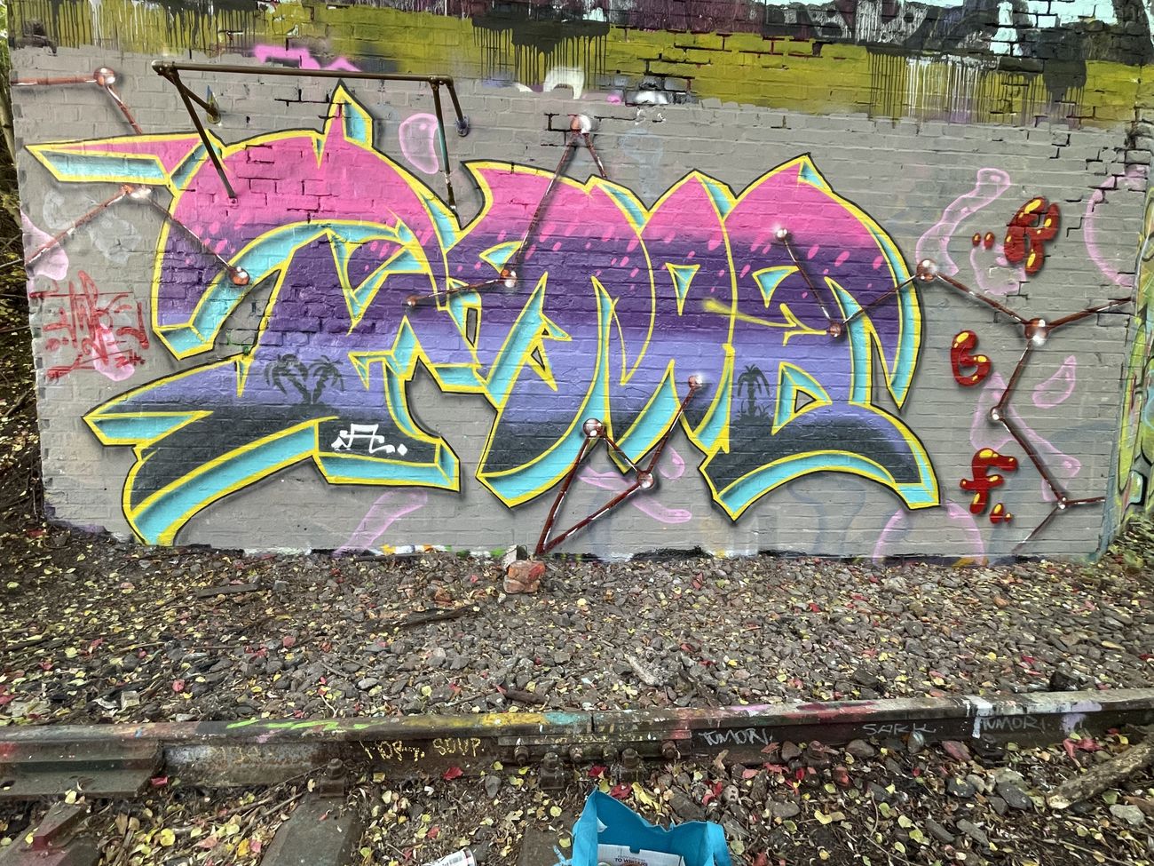 Photo #247506 by DISOE