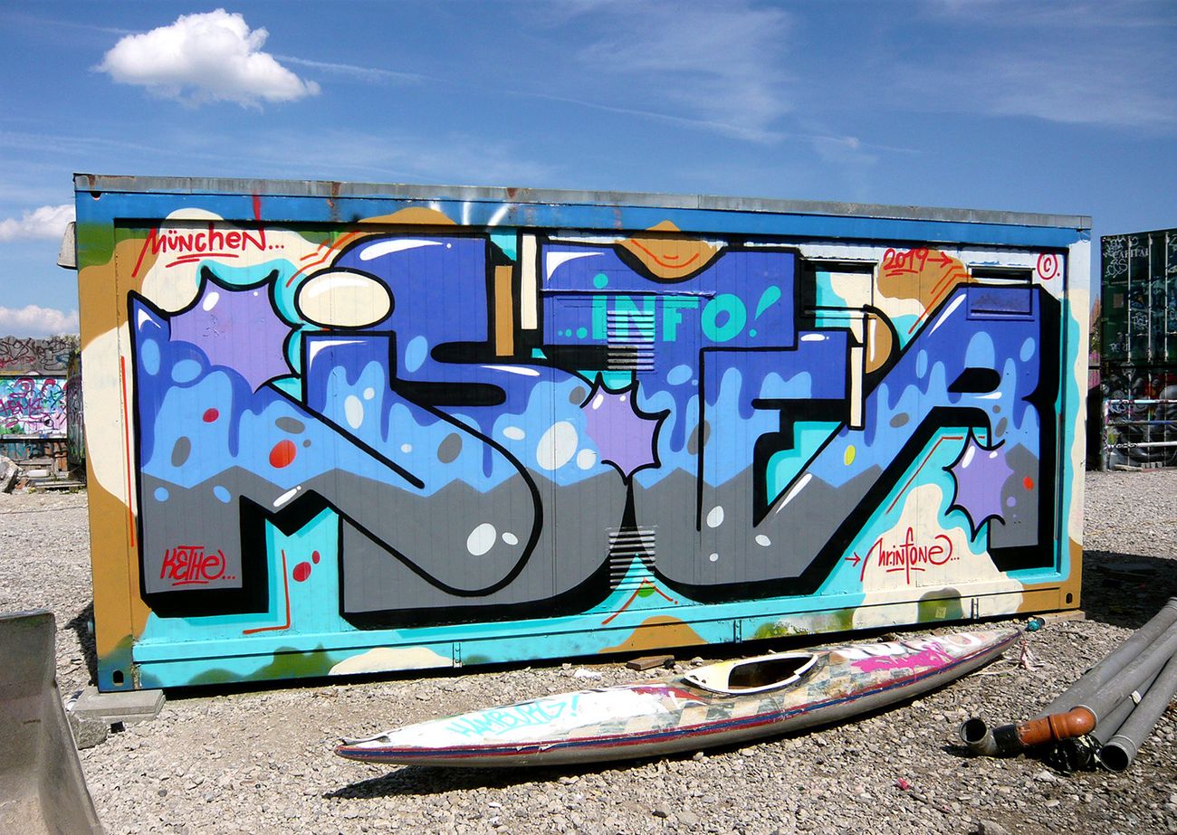 Photo #227421 by Info