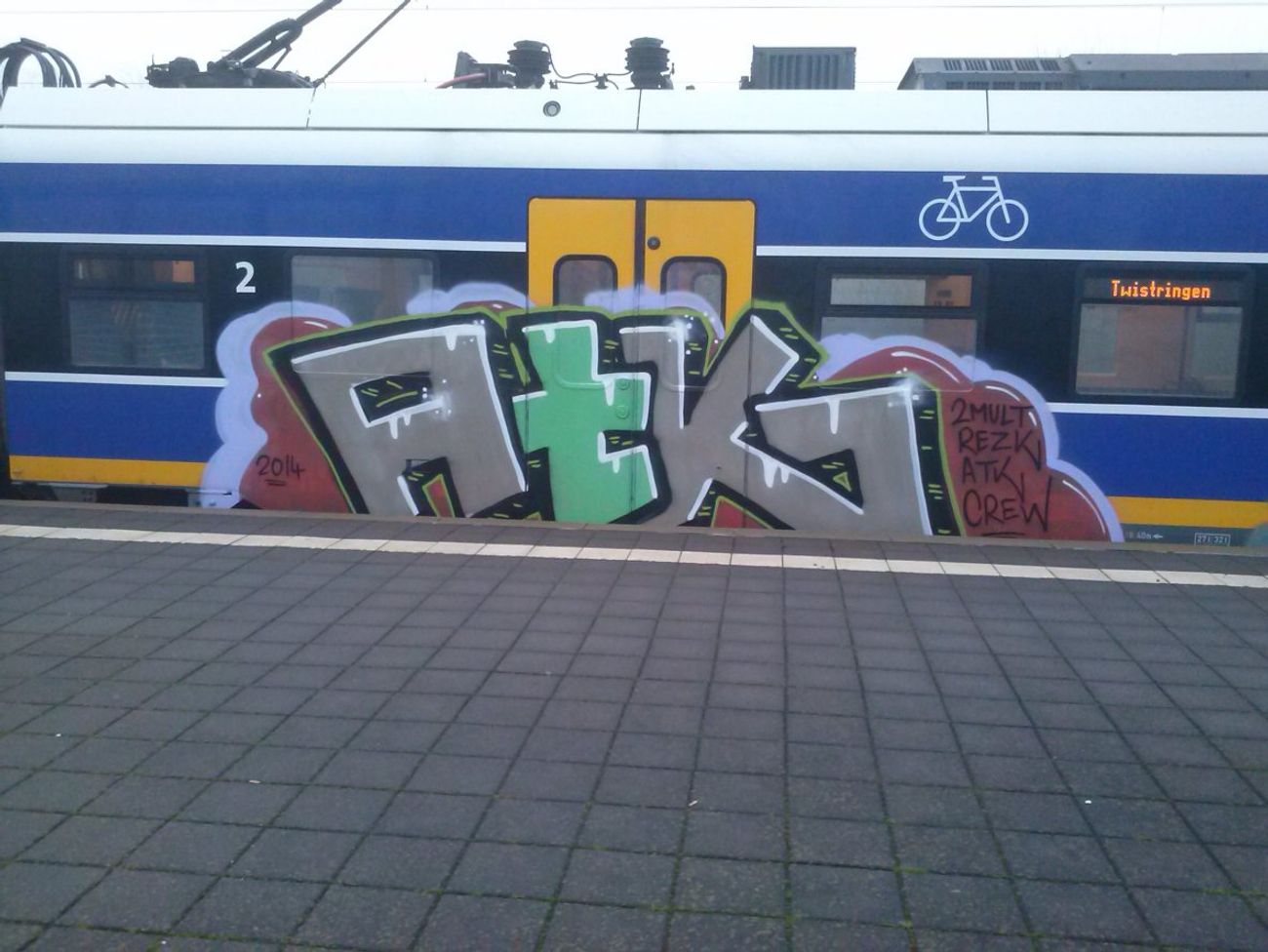 Photo #124447 by ZUGZWANG