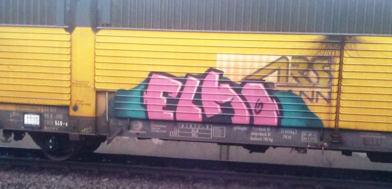 Photo #134069 by ZUGZWANG